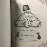 Violet and the Pearl of the Orient (Paperback)